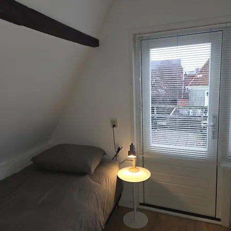 Slapen Bij De Buren Апартаменты *