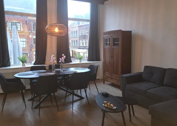 Slapen Bij De Buren *